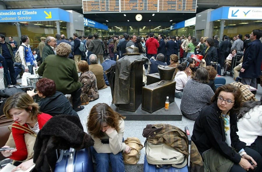 NO HAY CONSIGNA DE MALETAS EN ATOCHA RENFE (1)